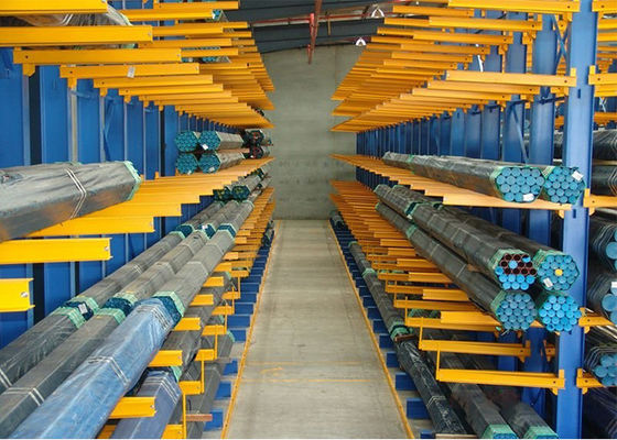 গুণ  Heavy Duty Industrial Cantilever Pallet Racking For / Timber /  Lumber / Long Pipes কারখানা